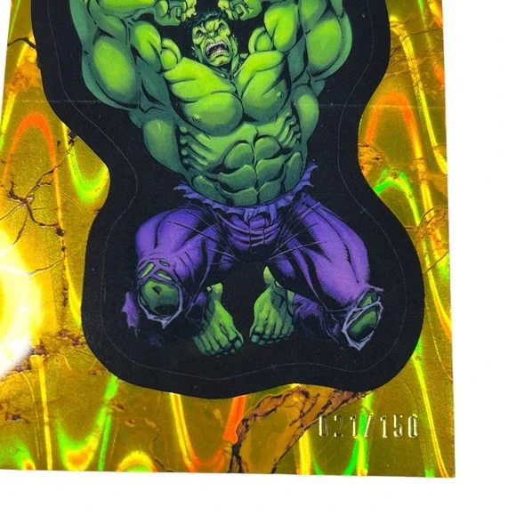 2025 Topps Marvel Comic Book Heroes 1975 Hulk 121 Gamma Raywave Gold #021/150 - Picture 2 of 6
